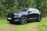 Тест-драйв Volvo XC40